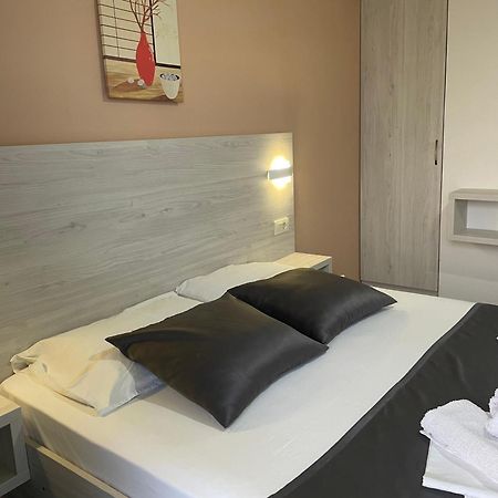 Molla Apartments อุลซิน ภายนอก รูปภาพ