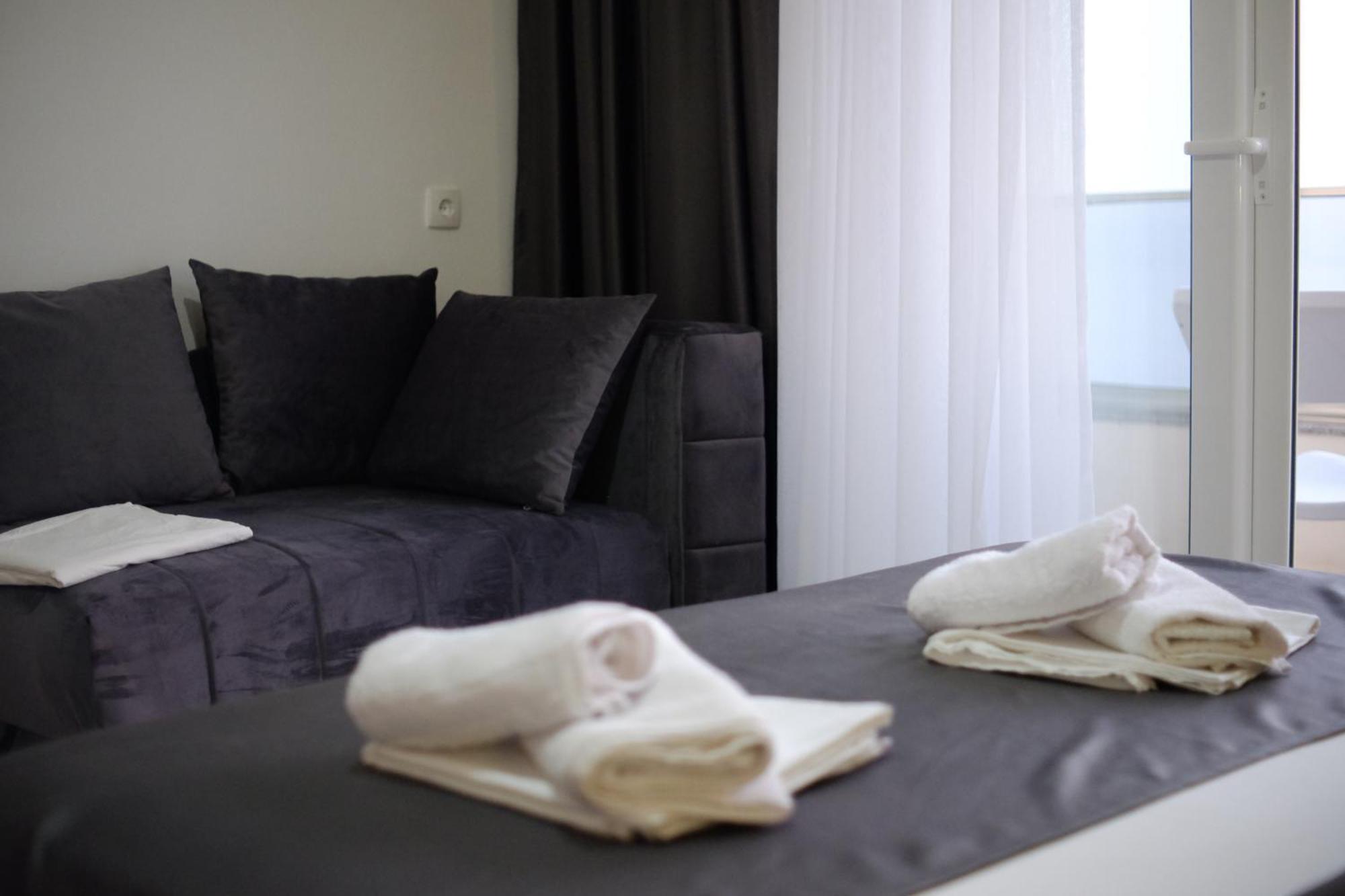Molla Apartments อุลซิน ภายนอก รูปภาพ